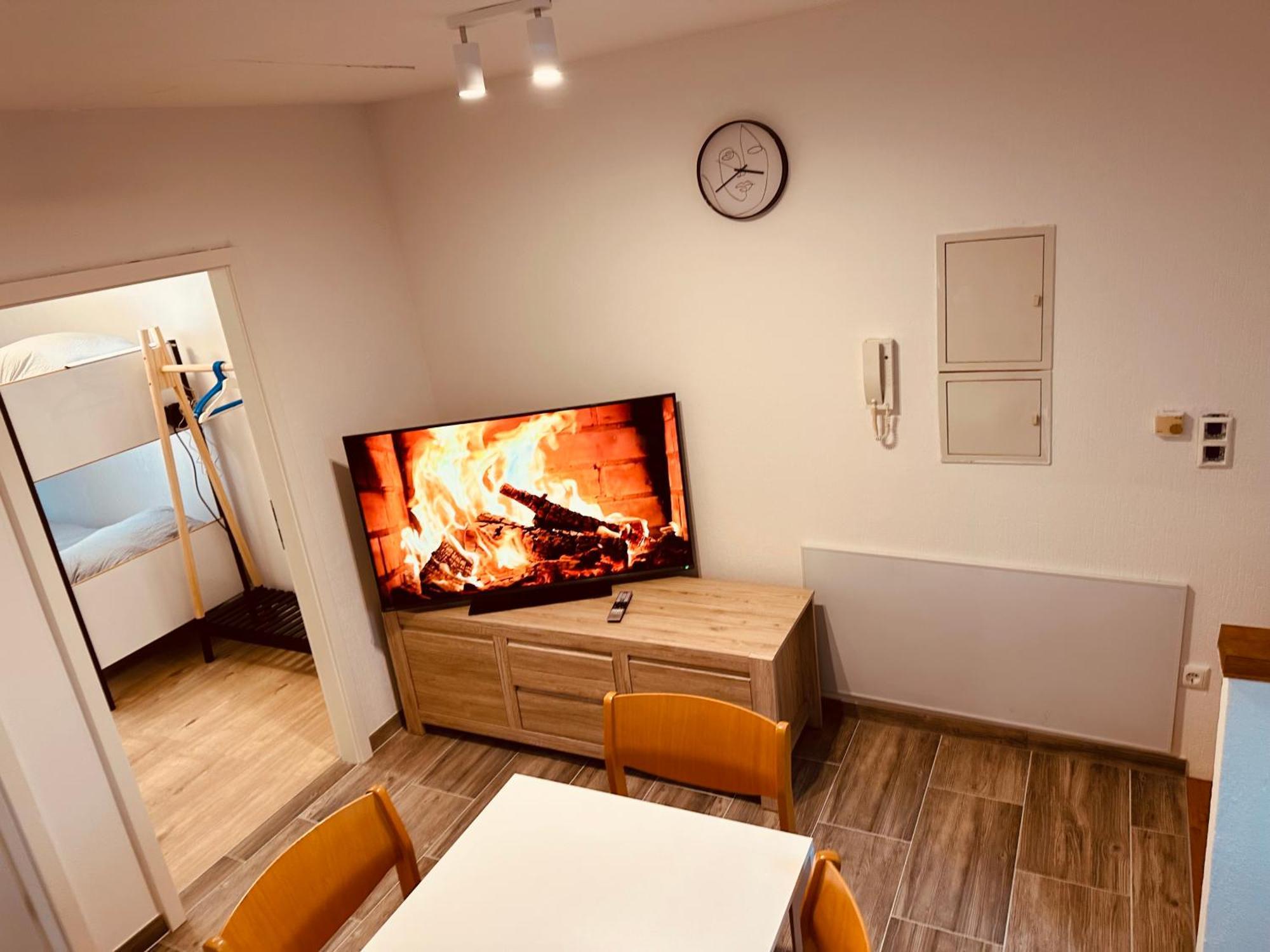 Felix Living 9, Modern & Cozy, 3 Zimmer Wohnung, Parkplatz Salzweg エクステリア 写真