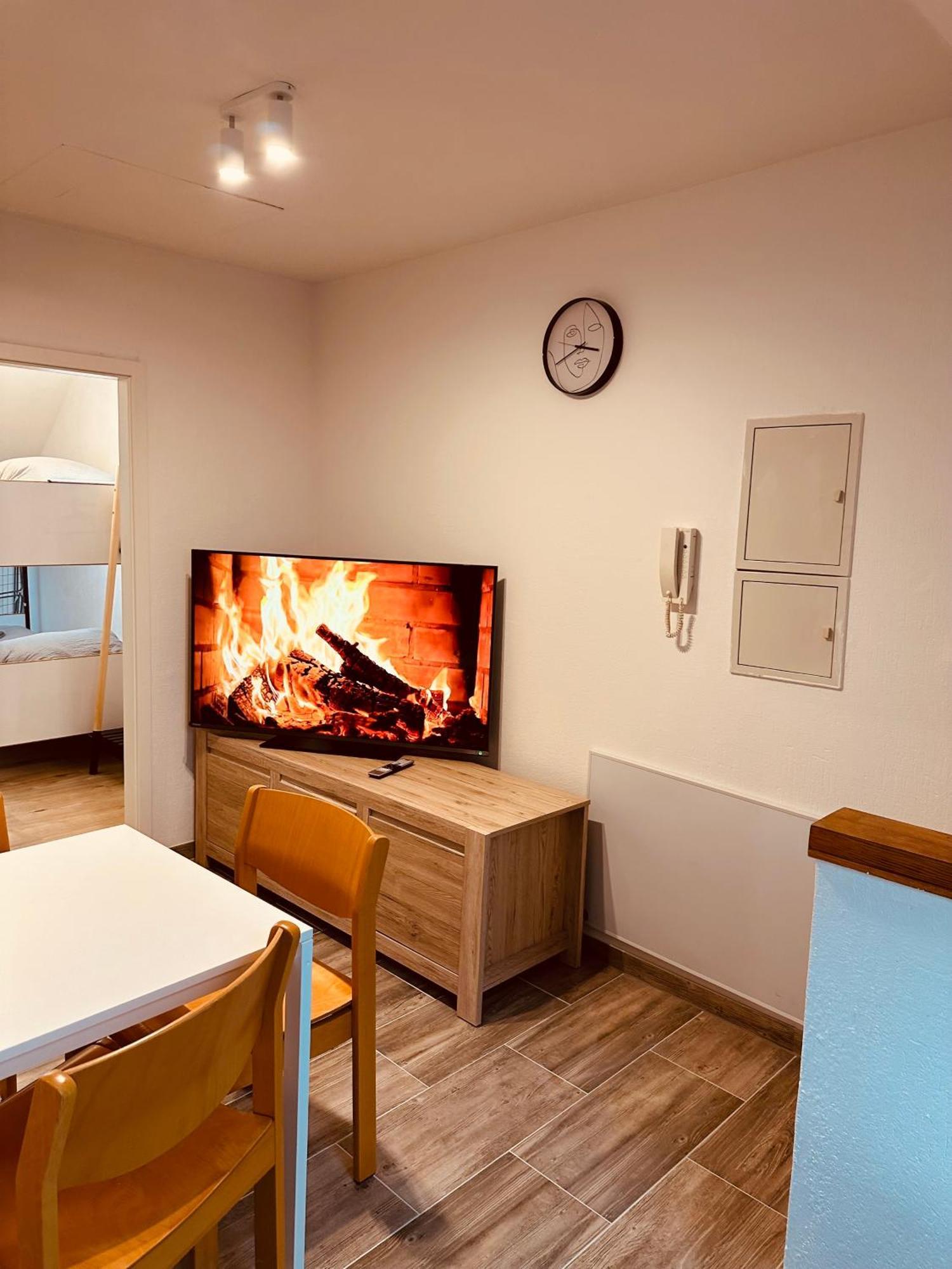 Felix Living 9, Modern & Cozy, 3 Zimmer Wohnung, Parkplatz Salzweg エクステリア 写真